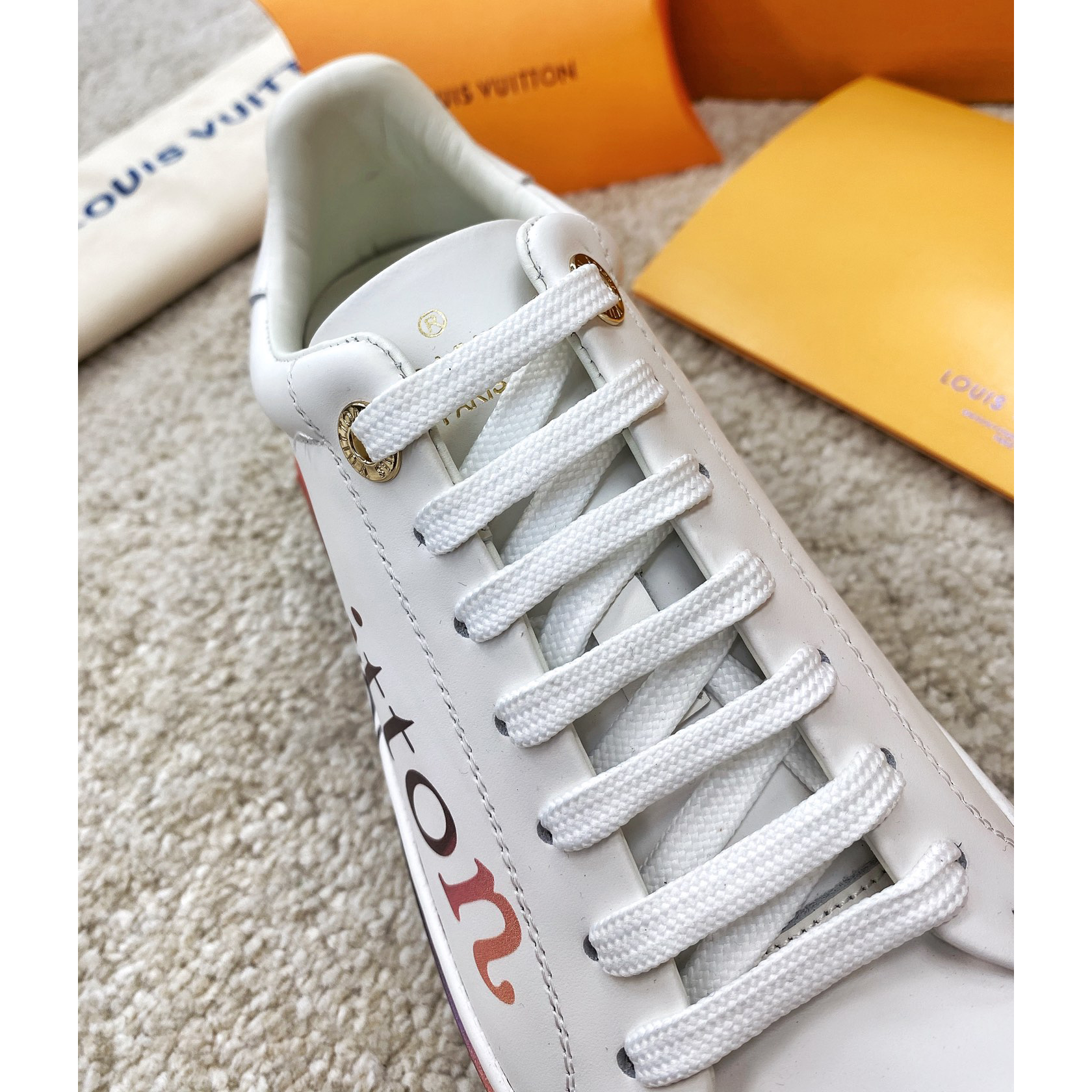 Louis Vuitton Logo Sneaker - EUR FASHION