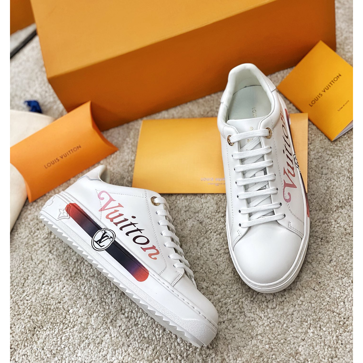 Louis Vuitton Logo Sneaker - EUR FASHION