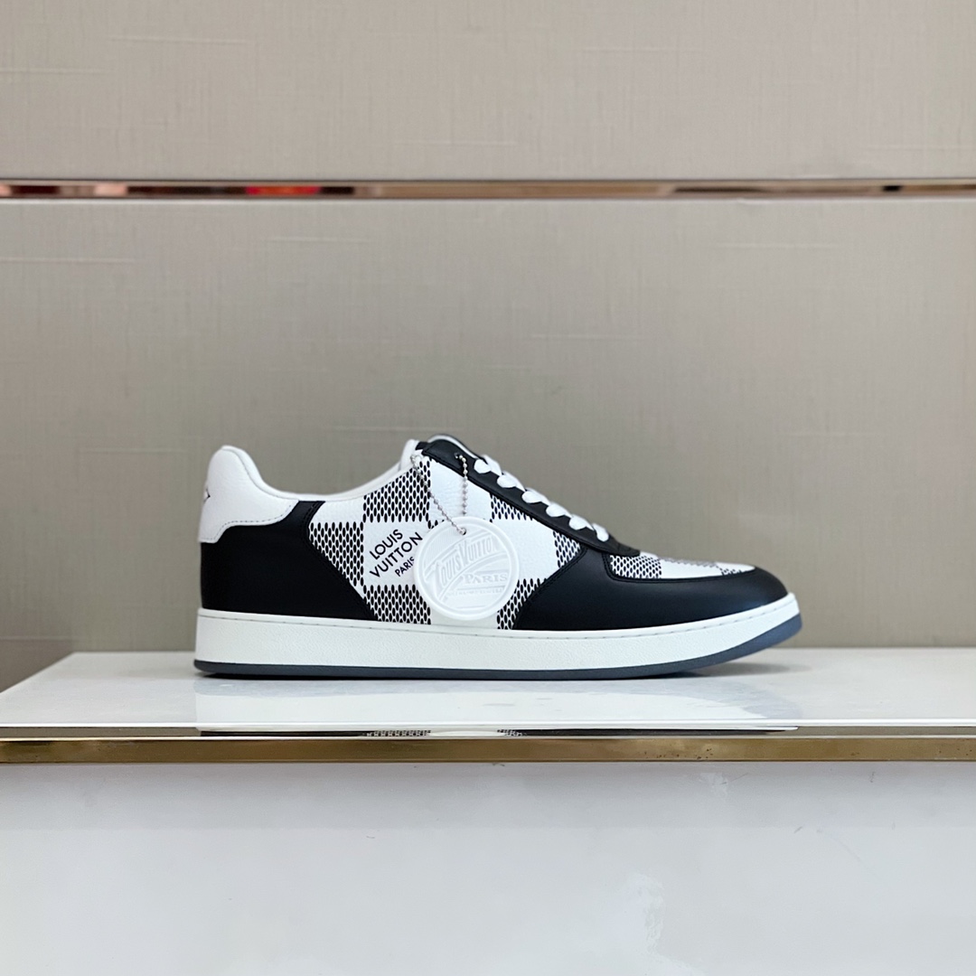 Louis Vuitton Men's Rivoli Sneaker - EUR FASHION