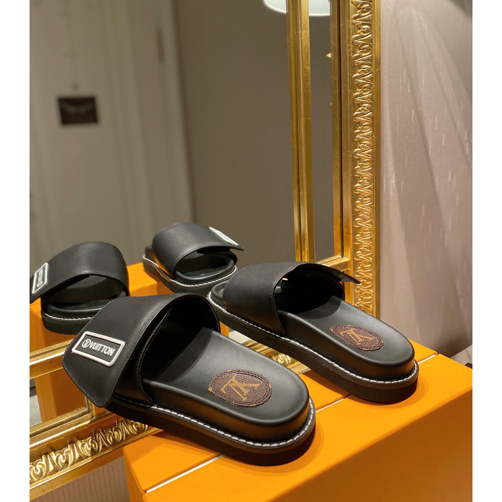Louis Vuitton Monogram Slipper - EUR FASHION