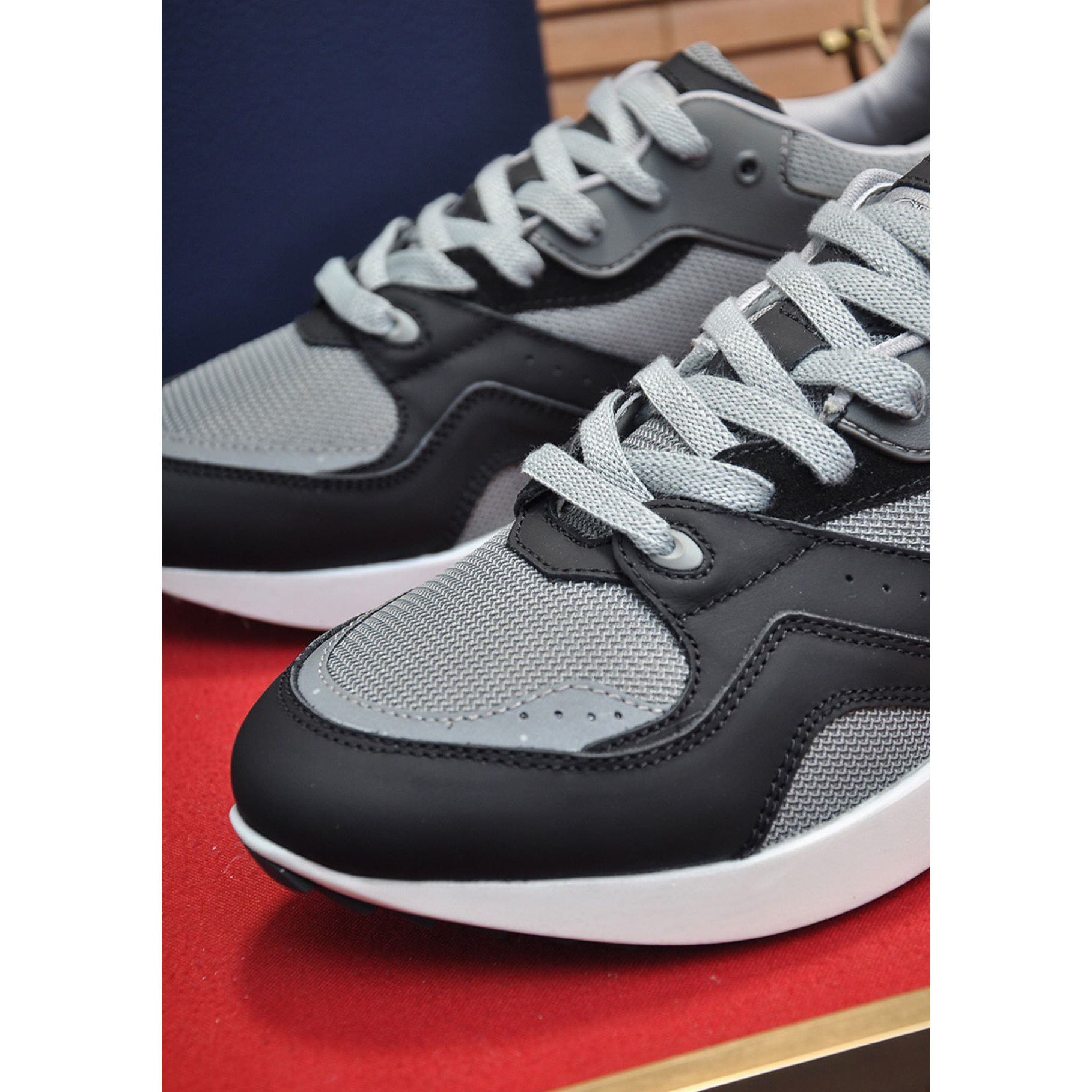 Dior B29 Low-Top Sneaker - EUR FASHION