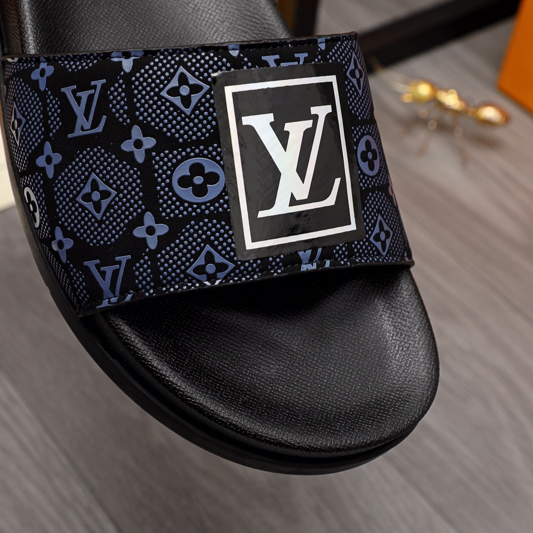 Louis Vuitton Monogram Slippers - EUR FASHION