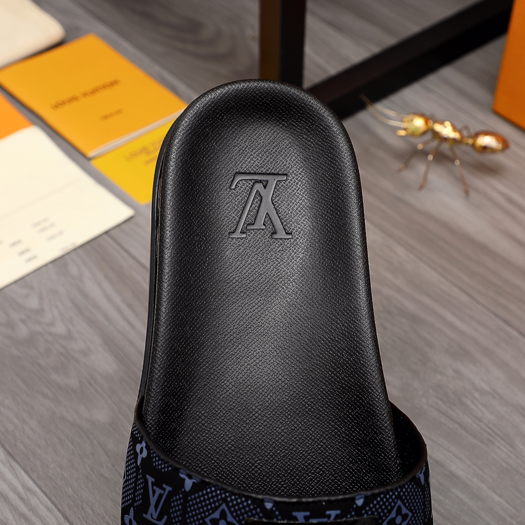 Louis Vuitton Monogram Slippers - EUR FASHION