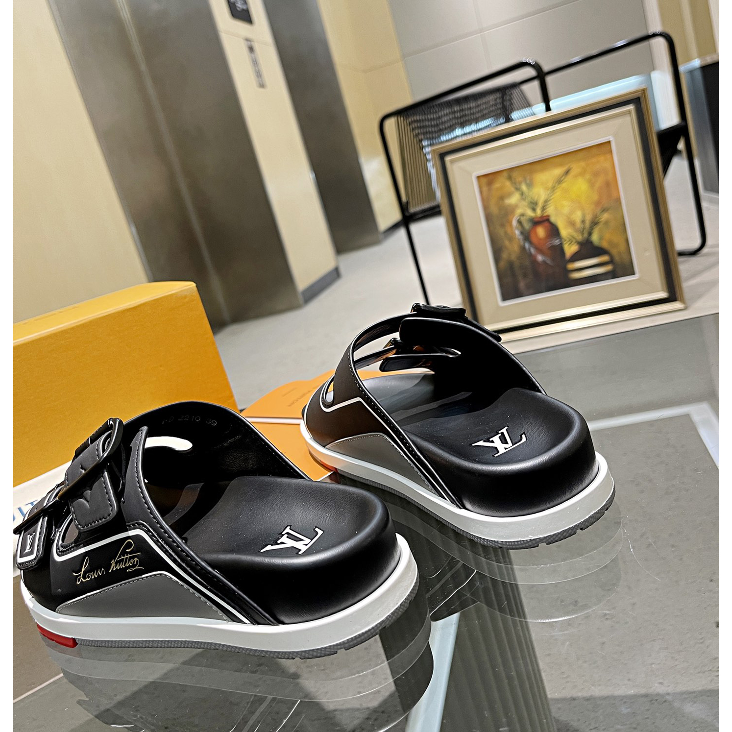 Louis Vuitton Men's Trainer Slippers - EUR FASHION