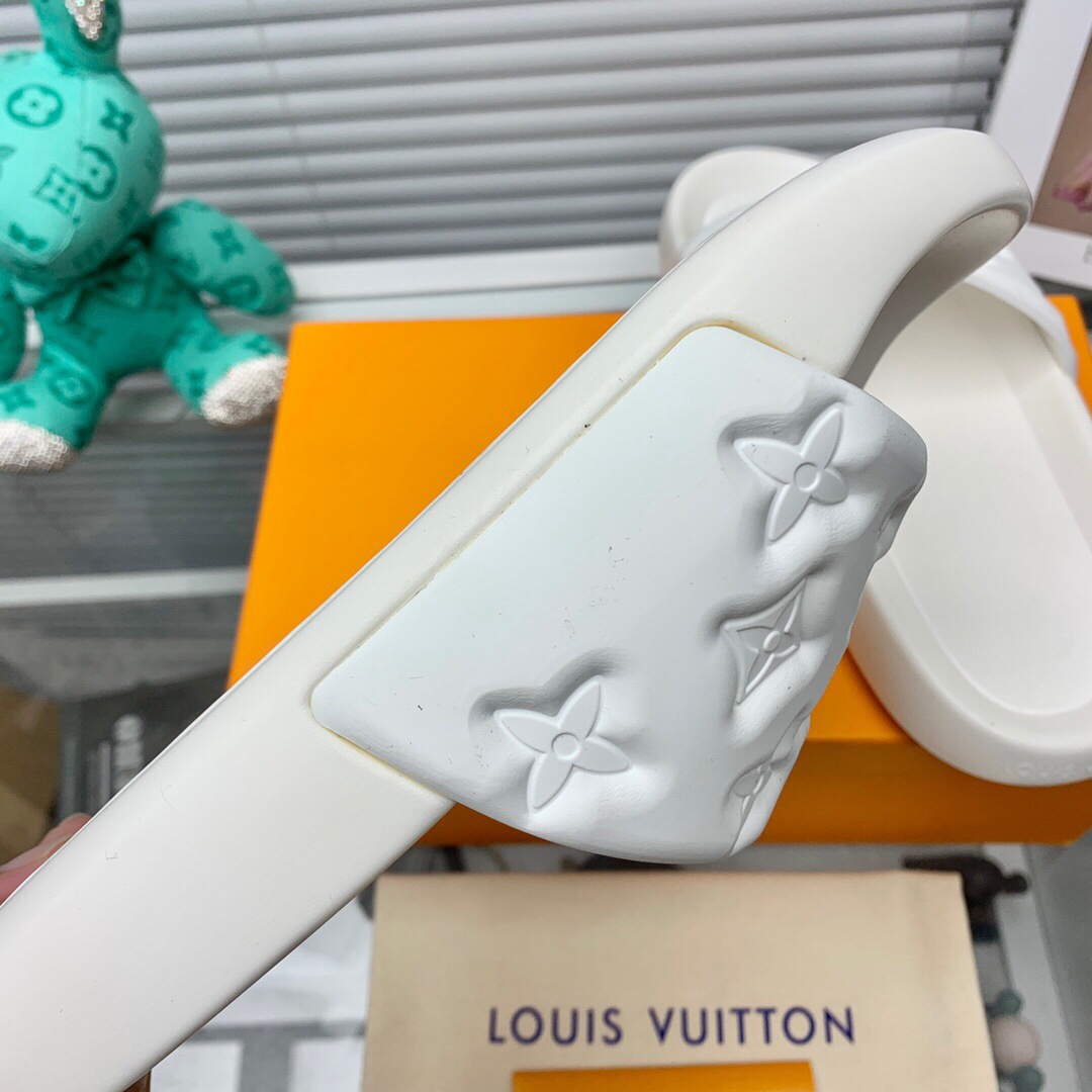 Louis Vuitton Waterfront Mule  1A9FK7 - EUR FASHION