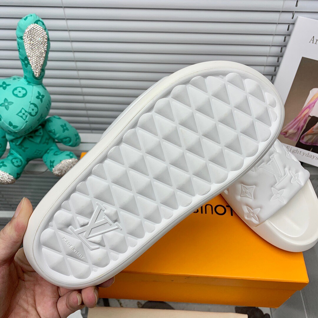 Louis Vuitton Waterfront Mule  1A9FK7 - EUR FASHION
