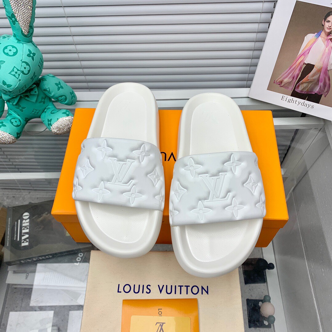 Louis Vuitton Waterfront Mule  1A9FK7 - EUR FASHION