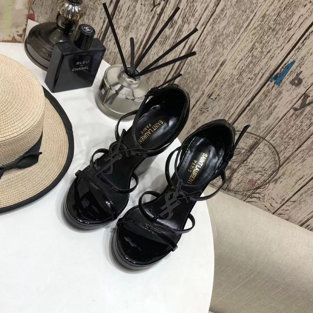 Saint Laurent Cassandra Wedge Espadrilles In Leather With Black Monogram - EUR FASHION