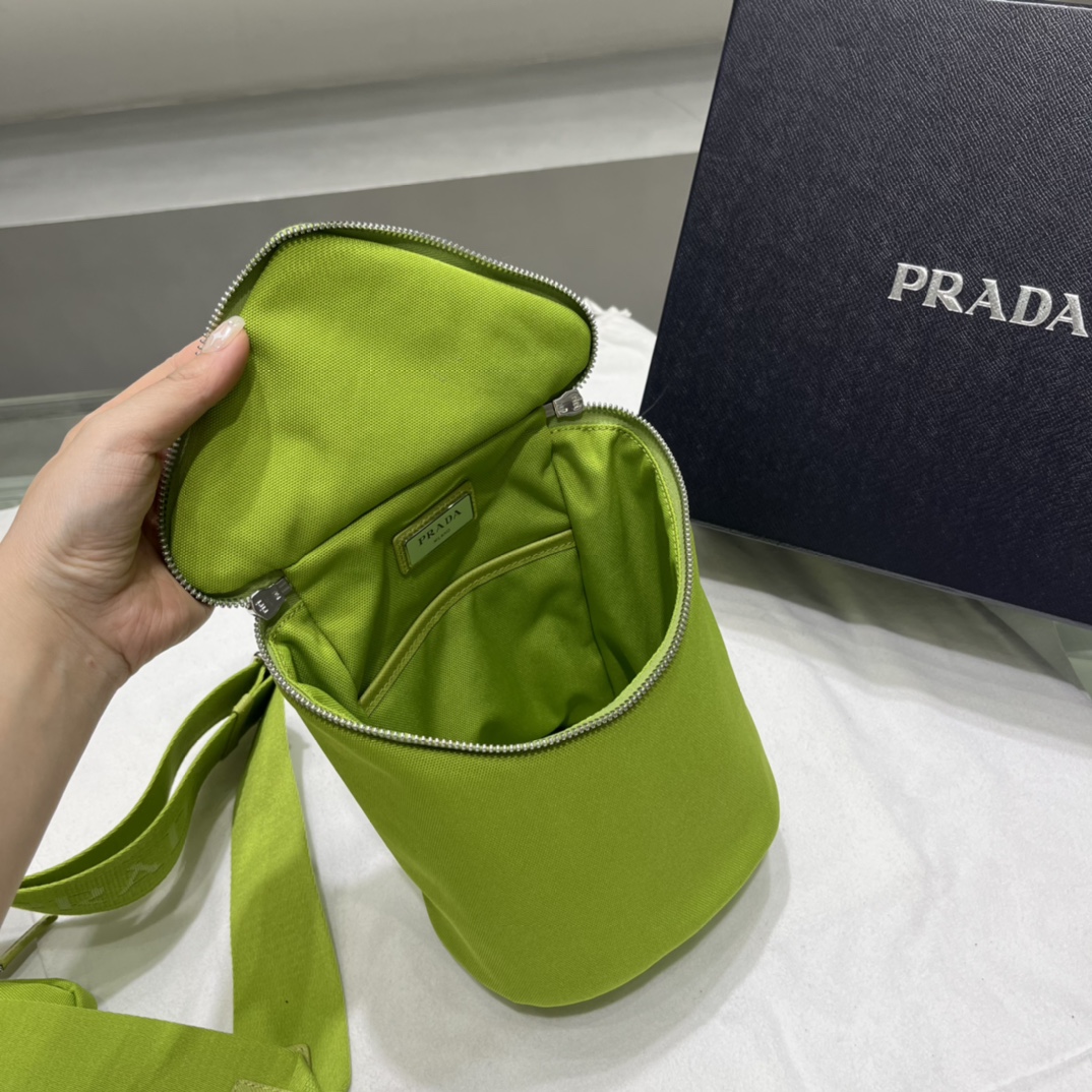 Prada Canvas Shoulder Bag(21-15-15cm)   2VH147 - EUR FASHION