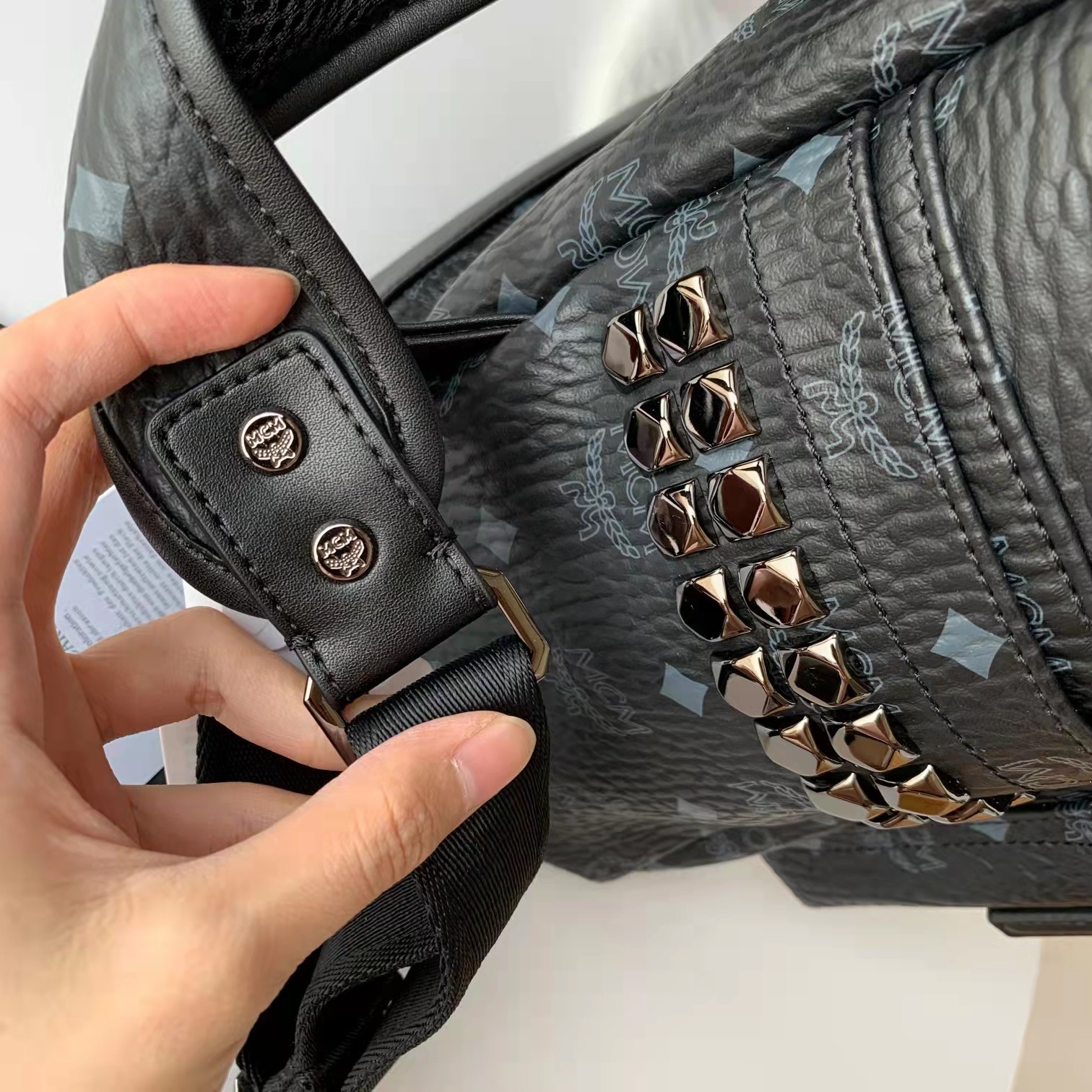 MCM Leather Black Backpack（41-33-15cm） - EUR FASHION