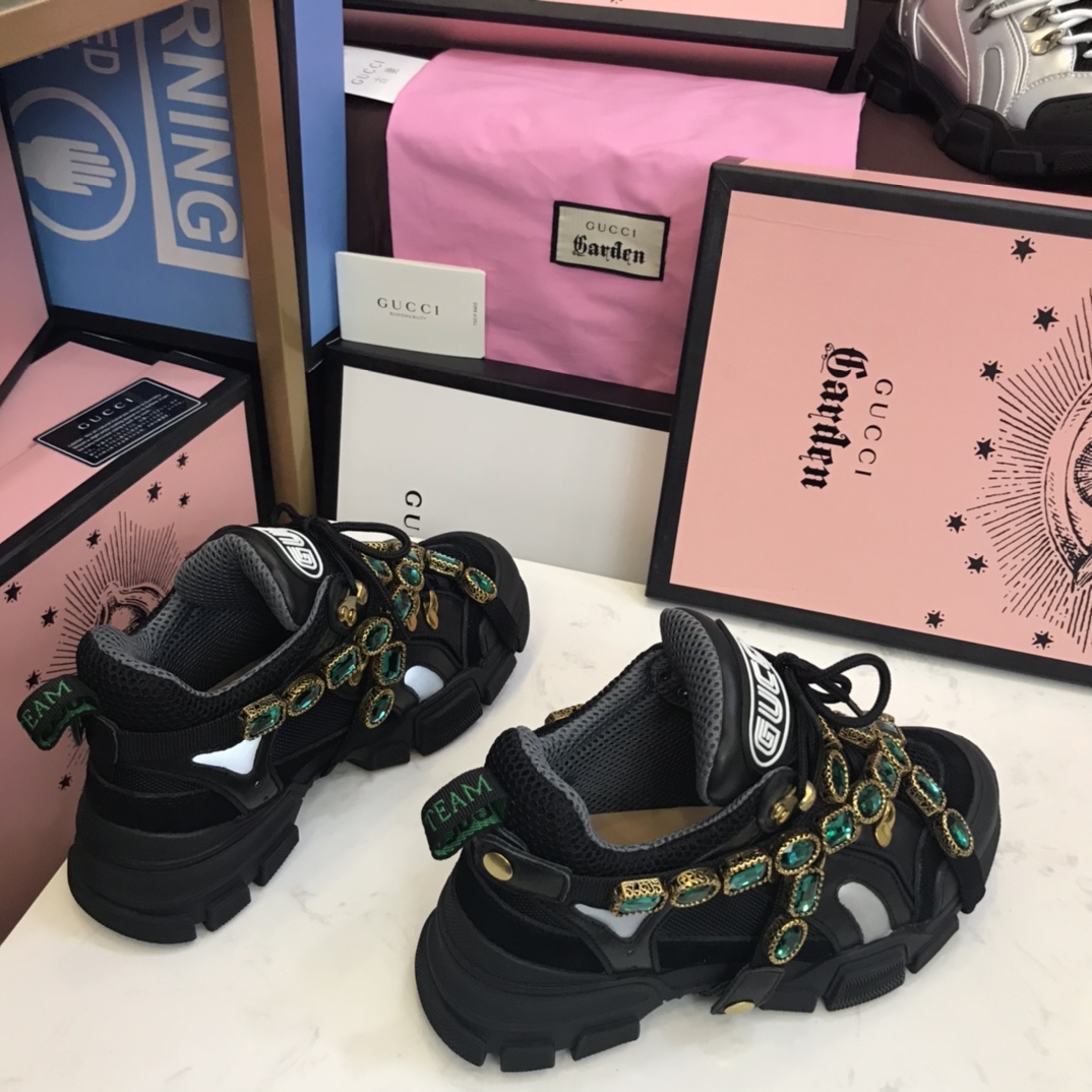 Gucci Logo Sneaker - EUR FASHION