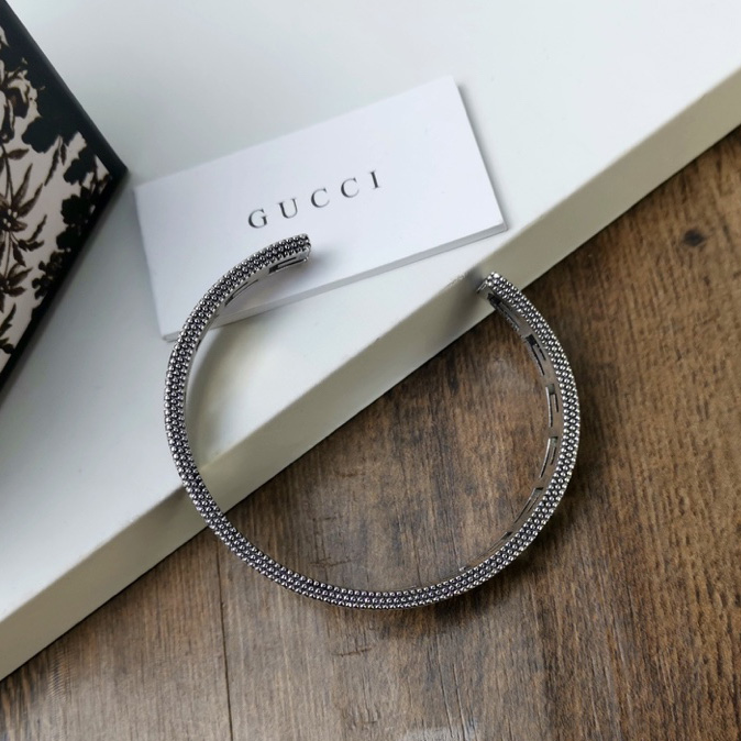 Gucci Silver Bracelet With Square G - EUR FASHION