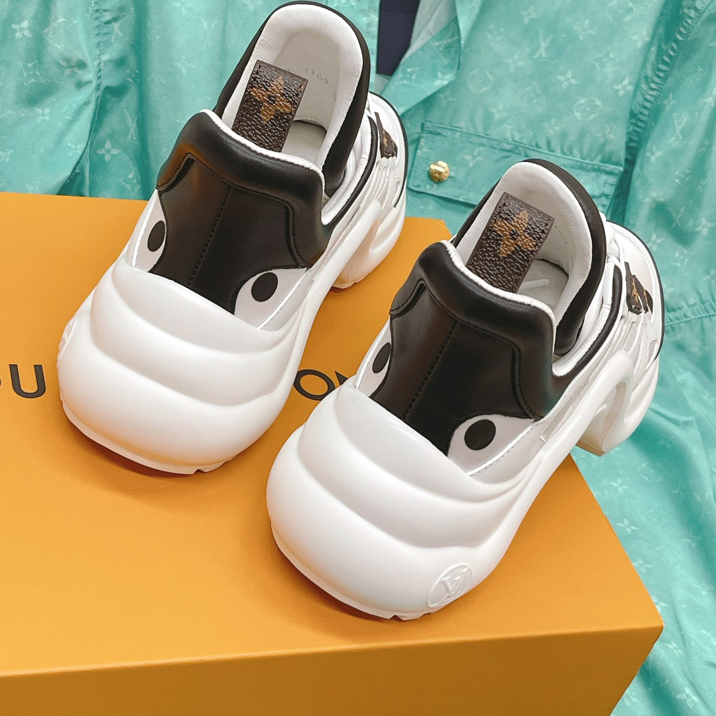 Louis Vuitton LV Archlight Sneaker     1AA0ON - EUR FASHION