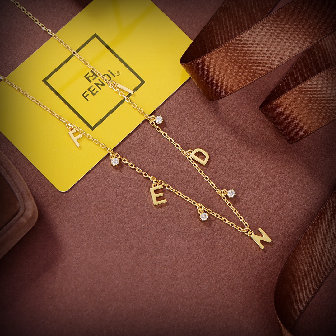 Fendi Signature Gold-Coloured Necklace - EUR FASHION