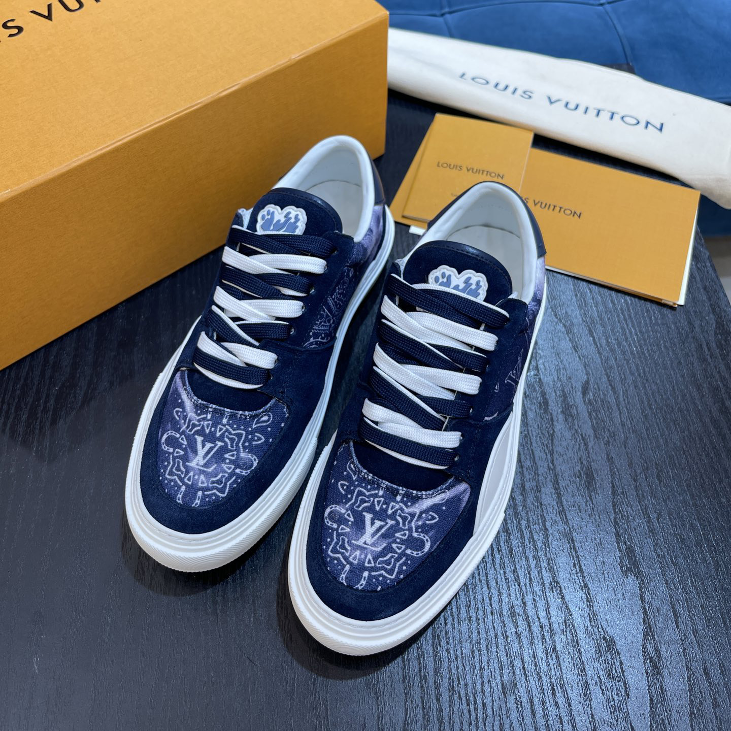 Louis Vuitton LV Ollie Sneaker       1AA7ME - EUR FASHION