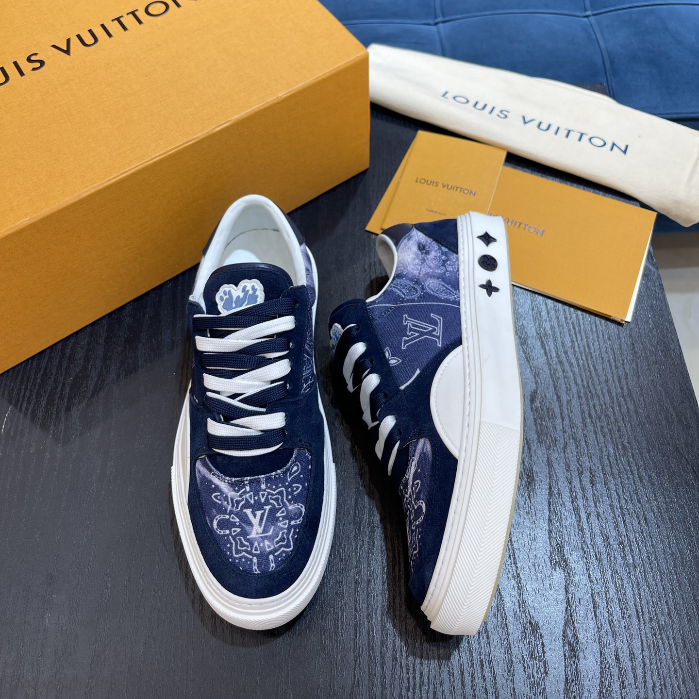 Louis Vuitton LV Ollie Sneaker       1AA7ME - EUR FASHION