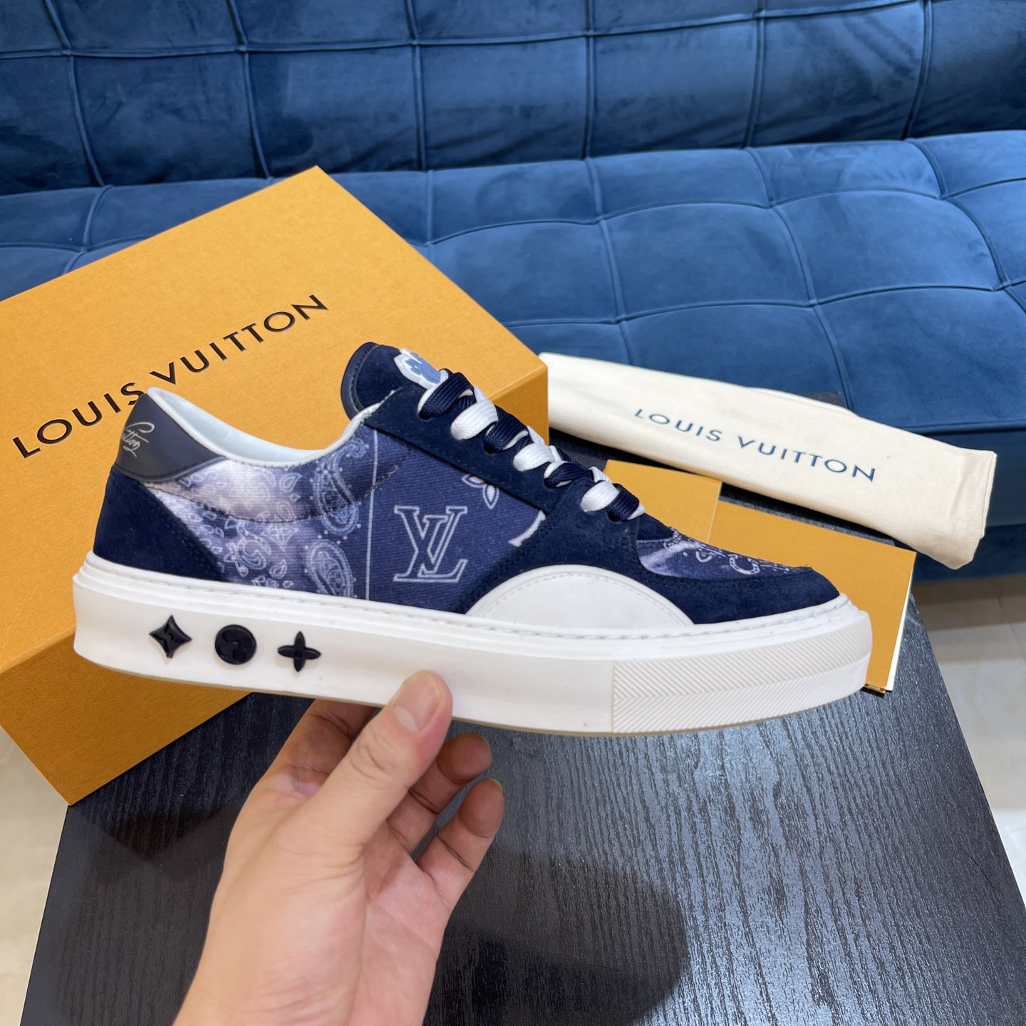 Louis Vuitton LV Ollie Sneaker       1AA7ME - EUR FASHION