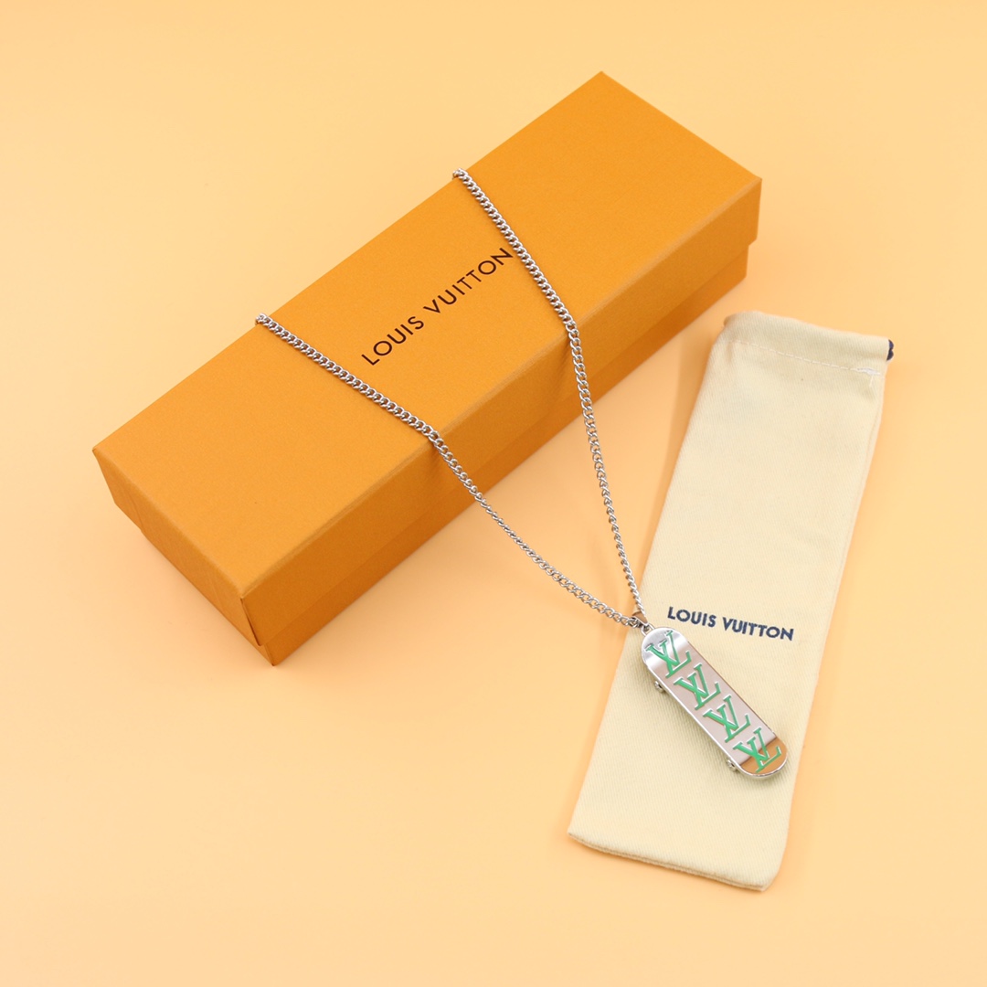 Louis Vuitton LV Skateboard Pendant   MP3277 - EUR FASHION