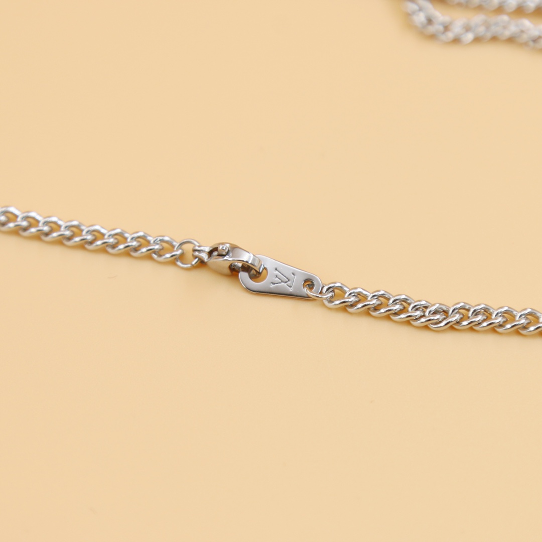 Louis Vuitton LV Skateboard Pendant   MP3277 - EUR FASHION