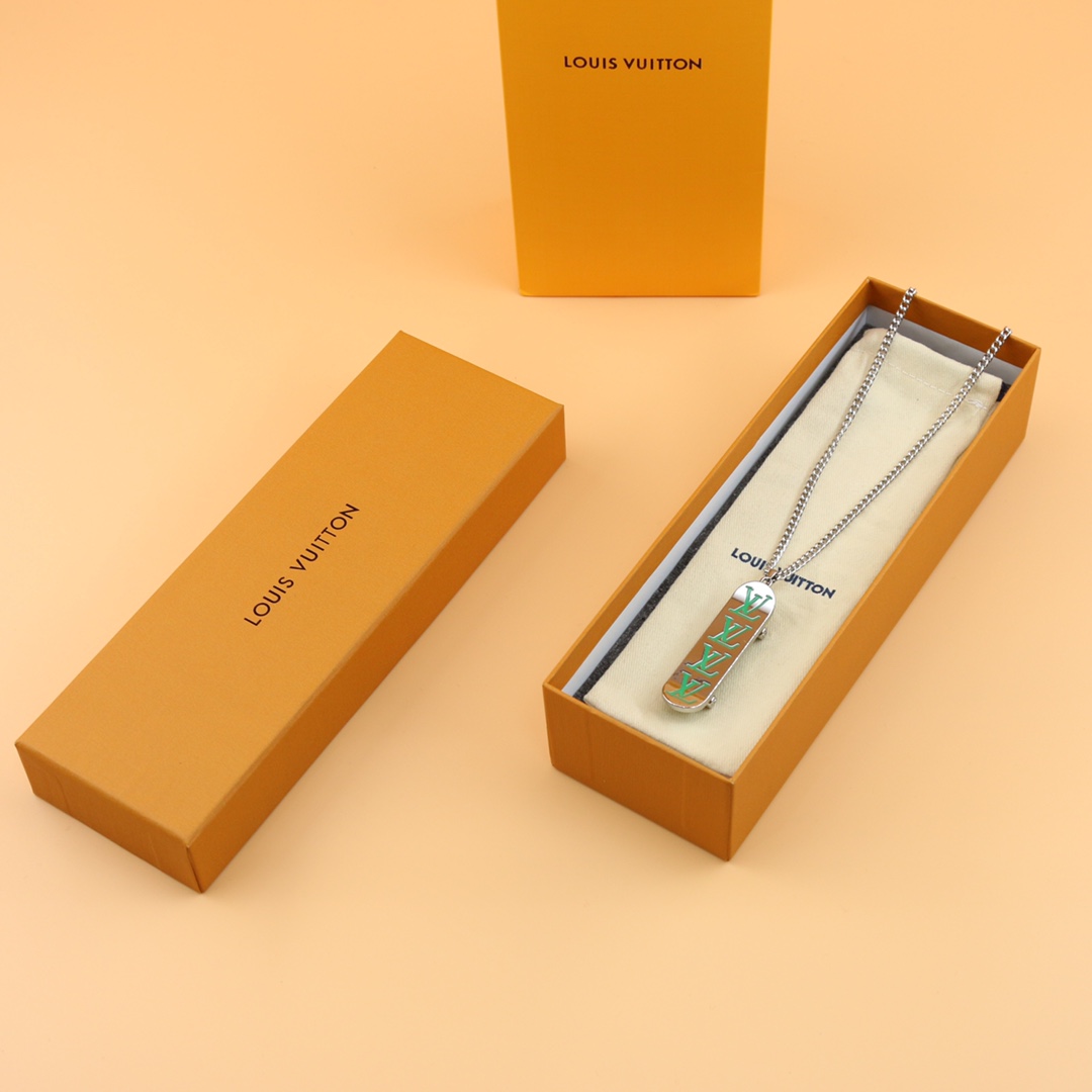 Louis Vuitton LV Skateboard Pendant   MP3277 - EUR FASHION