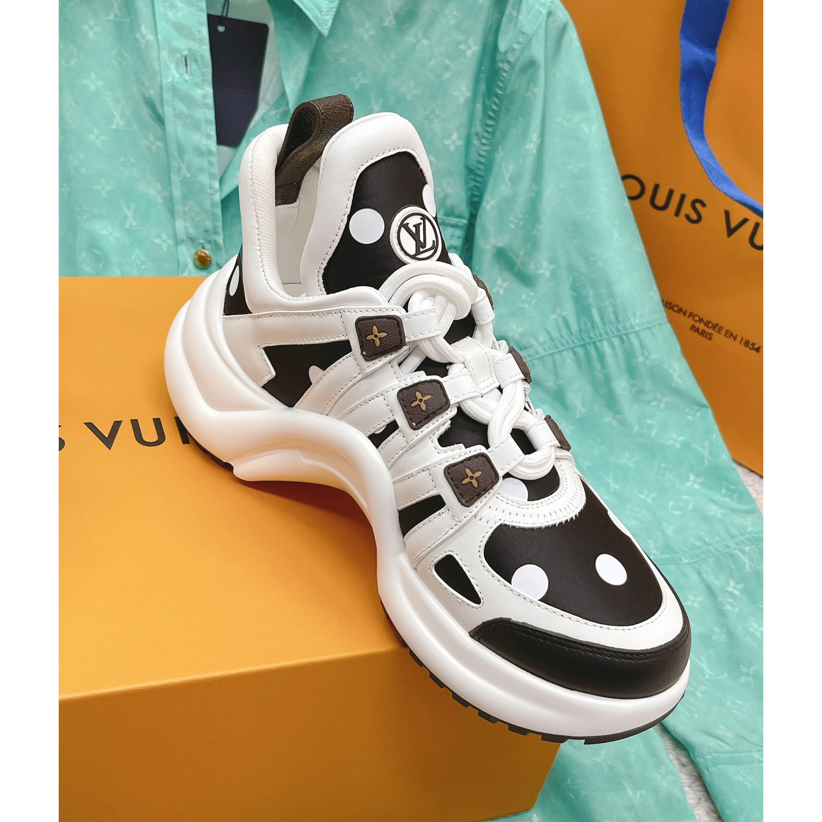 Louis Vuitton LV Archlight Sneaker    - EUR FASHION