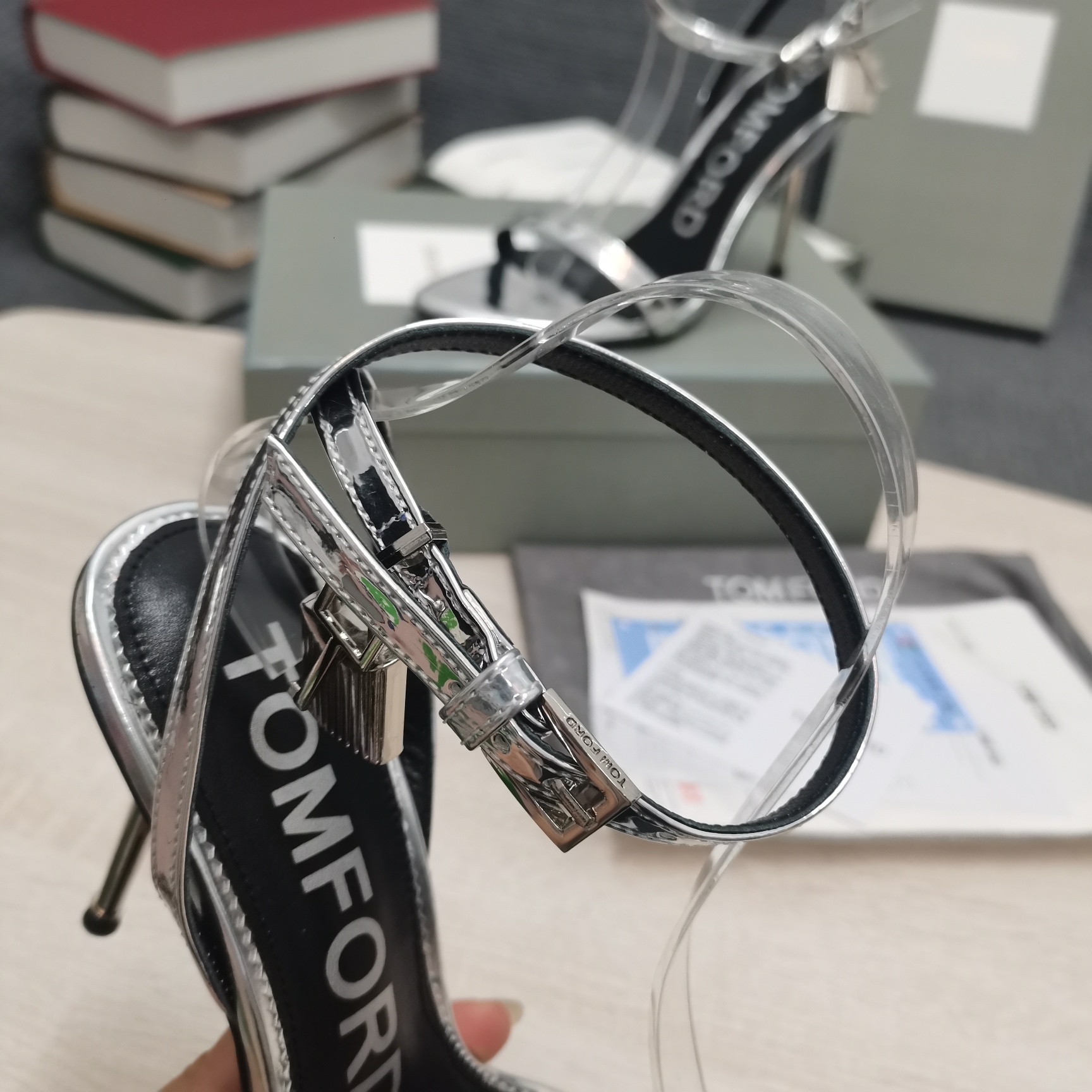 Tom Ford Silver Padlock Sandals - EUR FASHION
