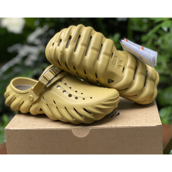 Salehe Bembury × CrocsPollex Clog "Cucumber"  - EUR FASHION