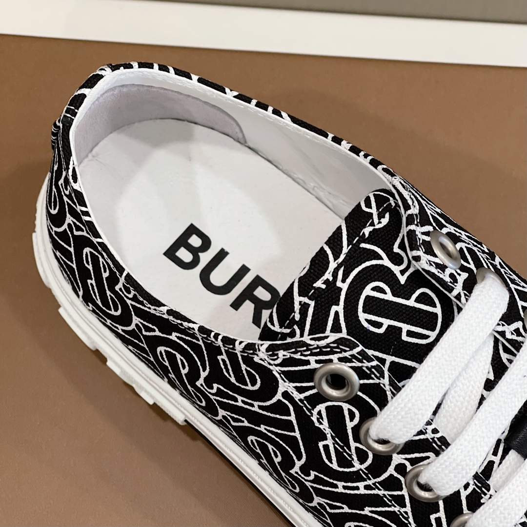 Burberry Monogram Print Cotton Sneakers - EUR FASHION