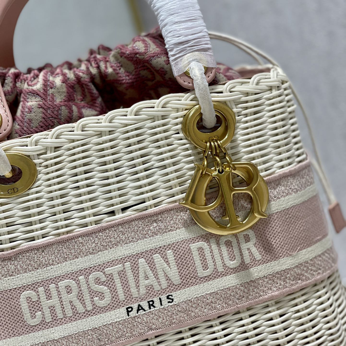 Dior Medium Lady Dior Bag(24-20-11cm) - EUR FASHION