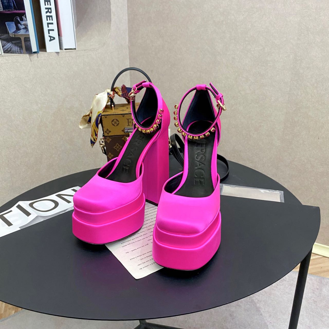 Versace Medusa Aevitsa Platform Pumps(15.5cm) - EUR FASHION