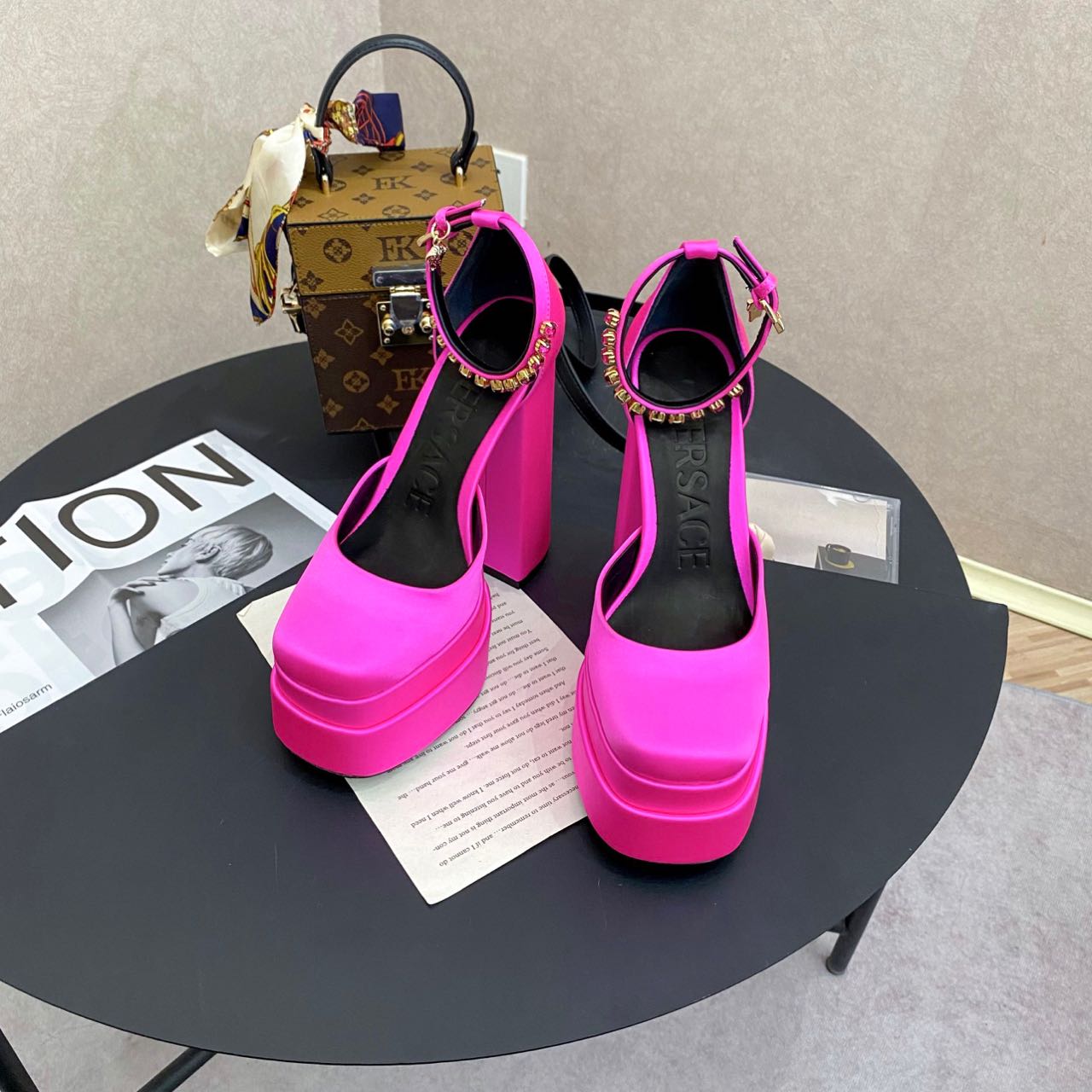 Versace Medusa Aevitsa Platform Pumps(15.5cm) - EUR FASHION
