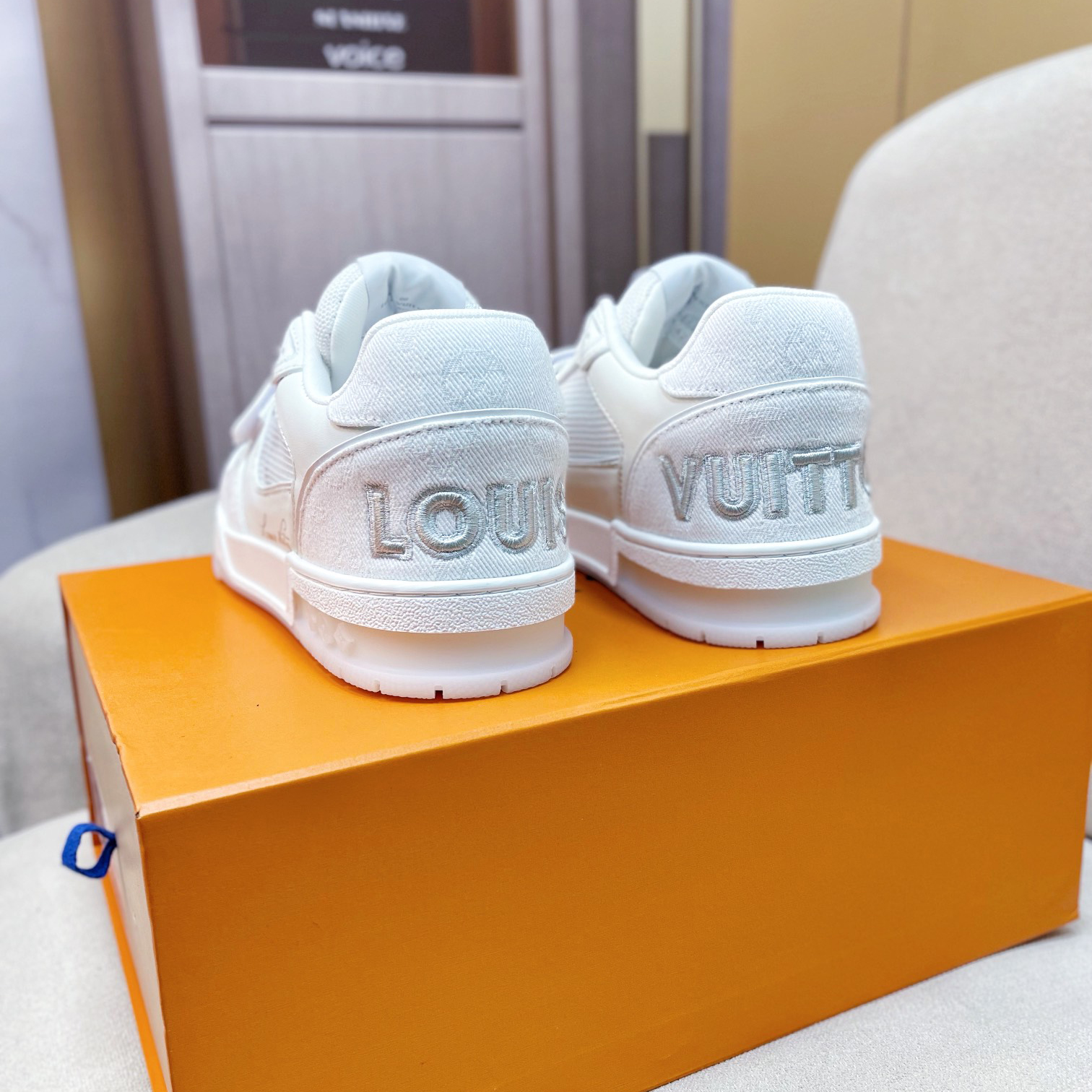 Louis Vuitton Trainer Sneaker(Upon UK Size) - EUR FASHION