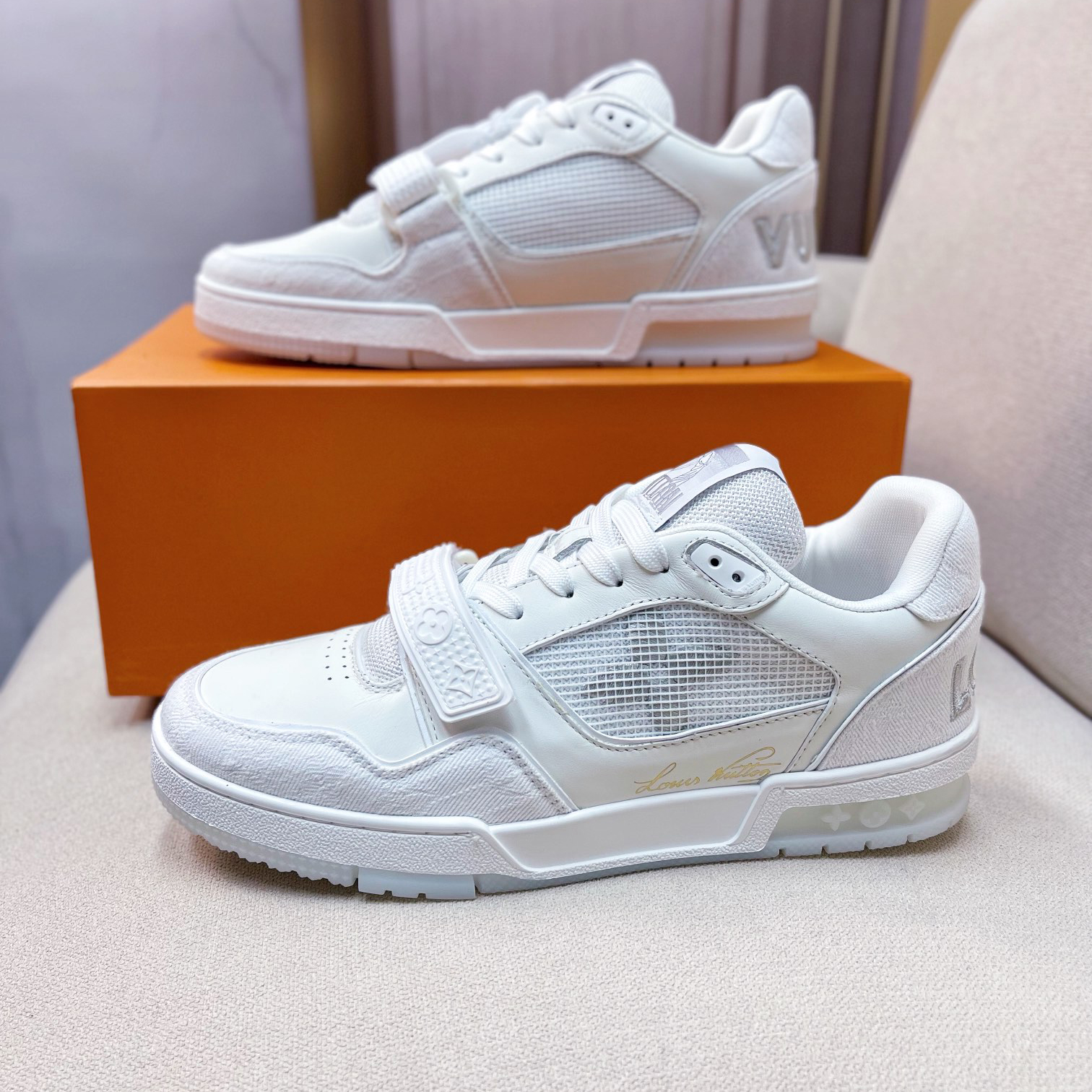 Louis Vuitton Trainer Sneaker(Upon UK Size) - EUR FASHION