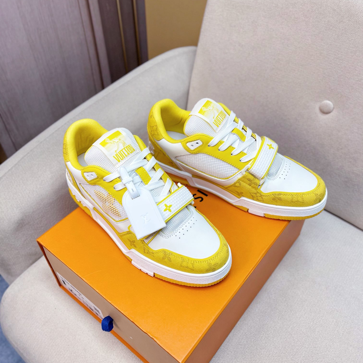 Louis Vuitton Trainer Sneaker - EUR FASHION