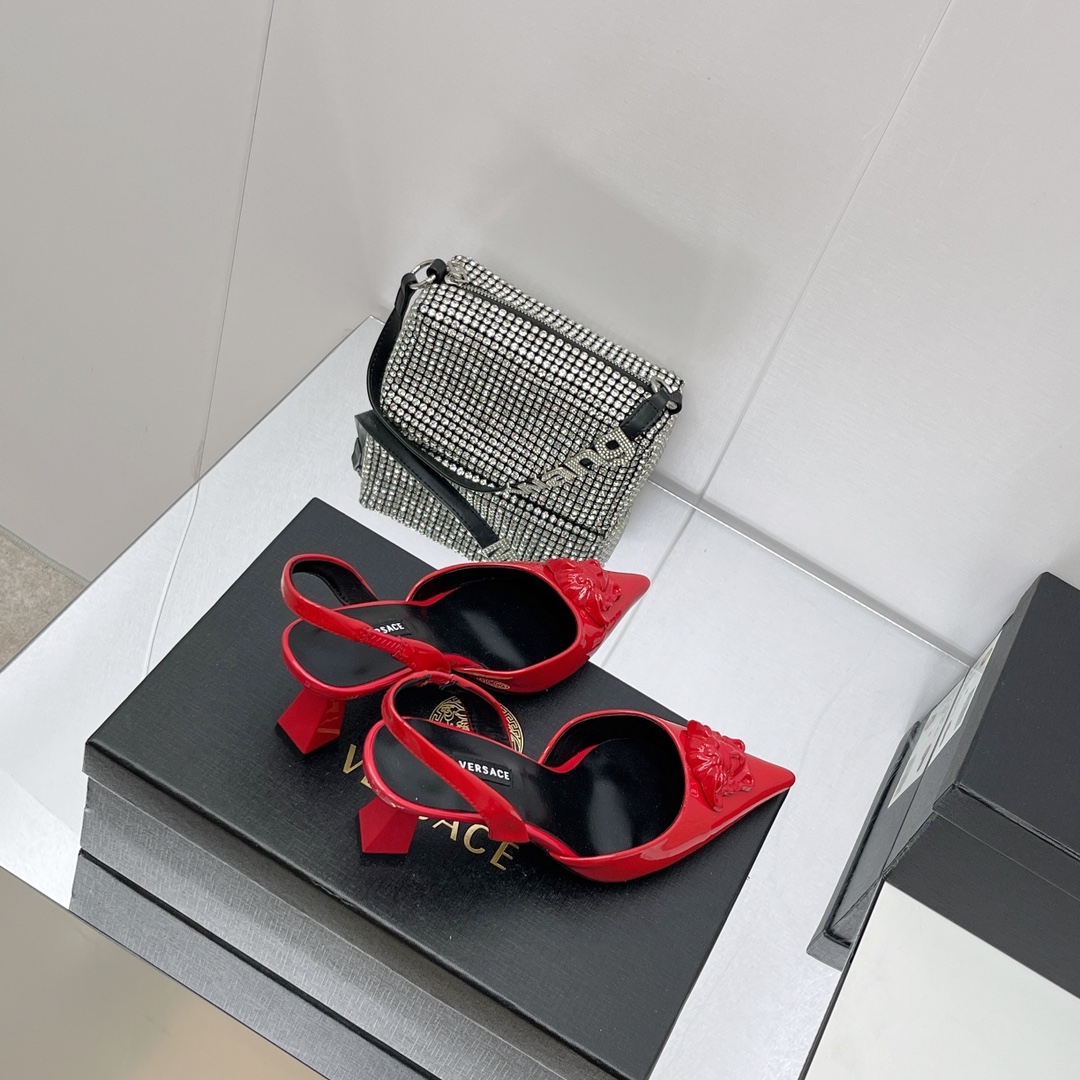 Versace La Medusa Sling-Back Pumps - EUR FASHION