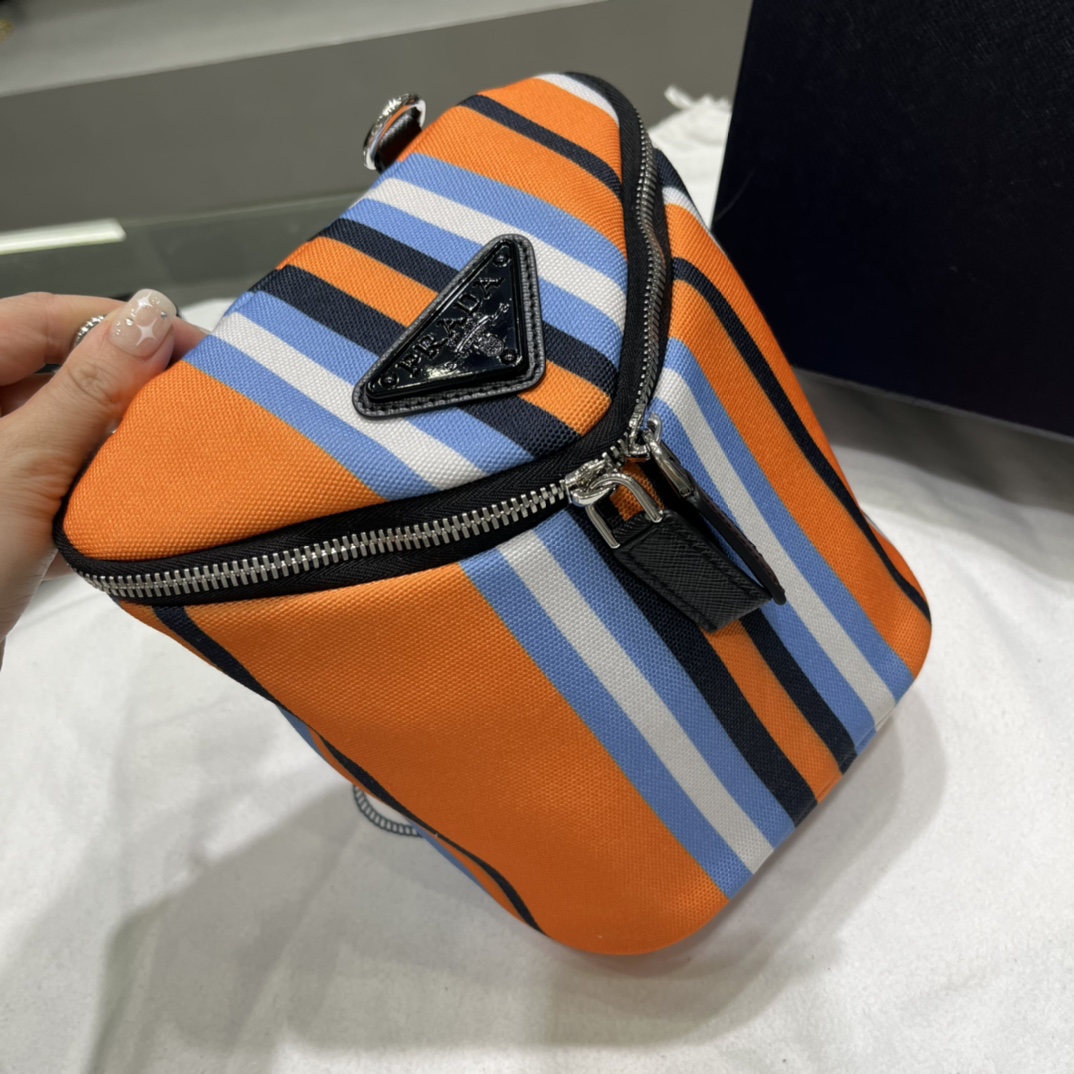 Prada Printed Canvas Shoulder Bag(21-15-15cm)   2VH147 - EUR FASHION