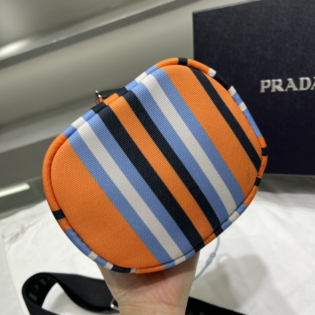 Prada Printed Canvas Shoulder Bag(21-15-15cm)   2VH147 - EUR FASHION