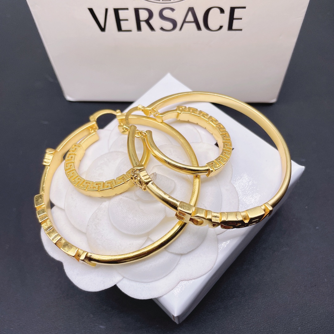 Versace La Medusa Greca Hoop Earrings - EUR FASHION