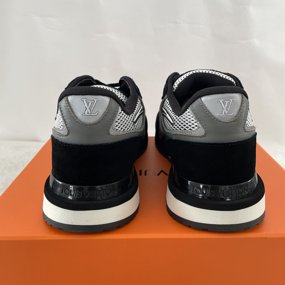 Louis Vuitton Run Away Sneaker(Upon Uk Size)     1A9J1C - EUR FASHION