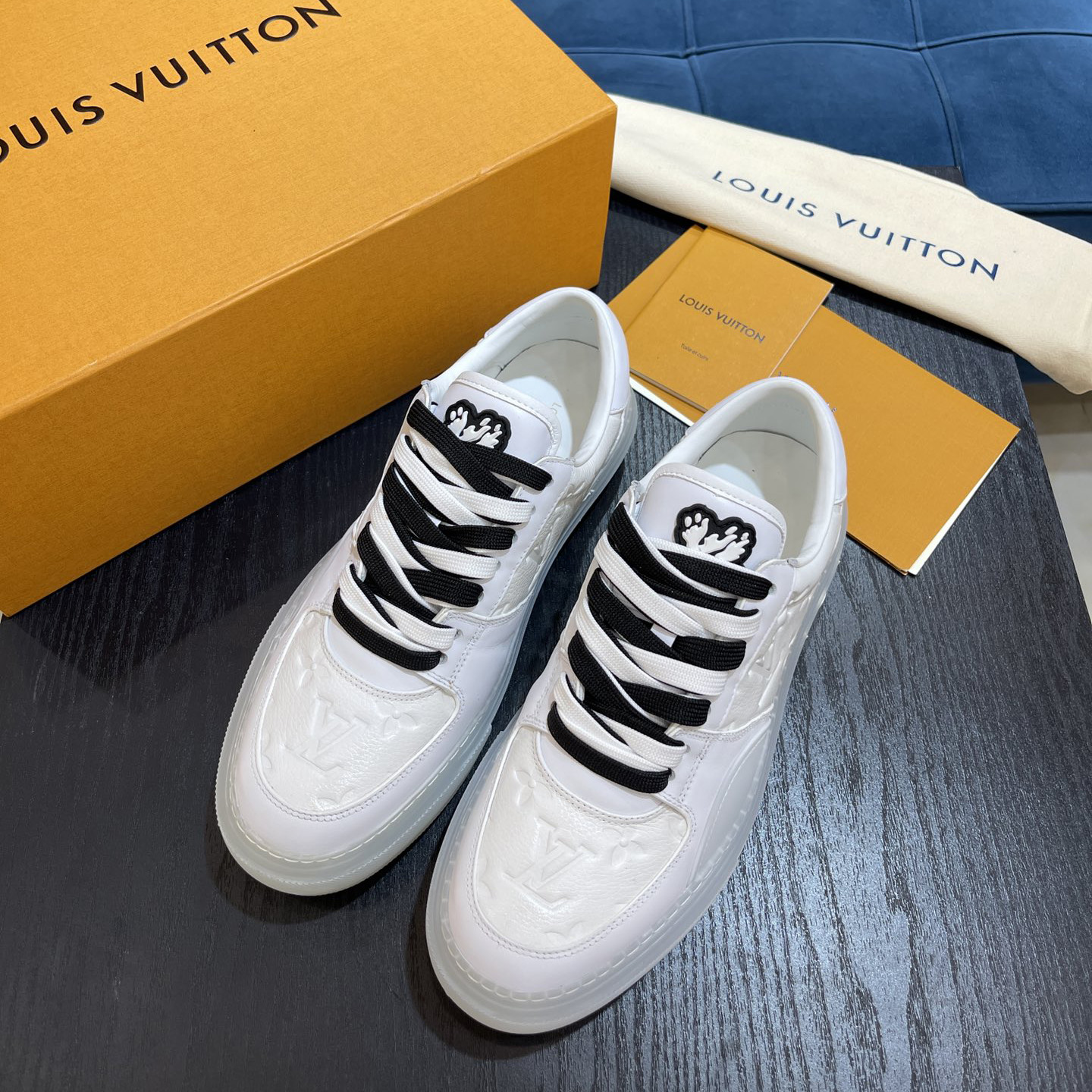 Louis Vuitton LV Ollie Sneaker        - EUR FASHION
