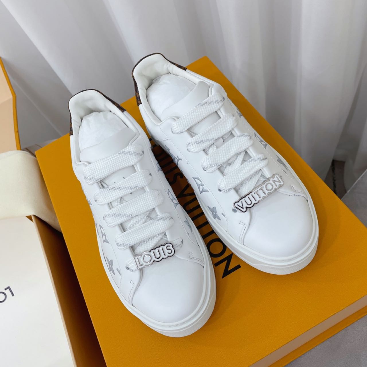 Louis Vuitton Time Out Sneaker  - EUR FASHION