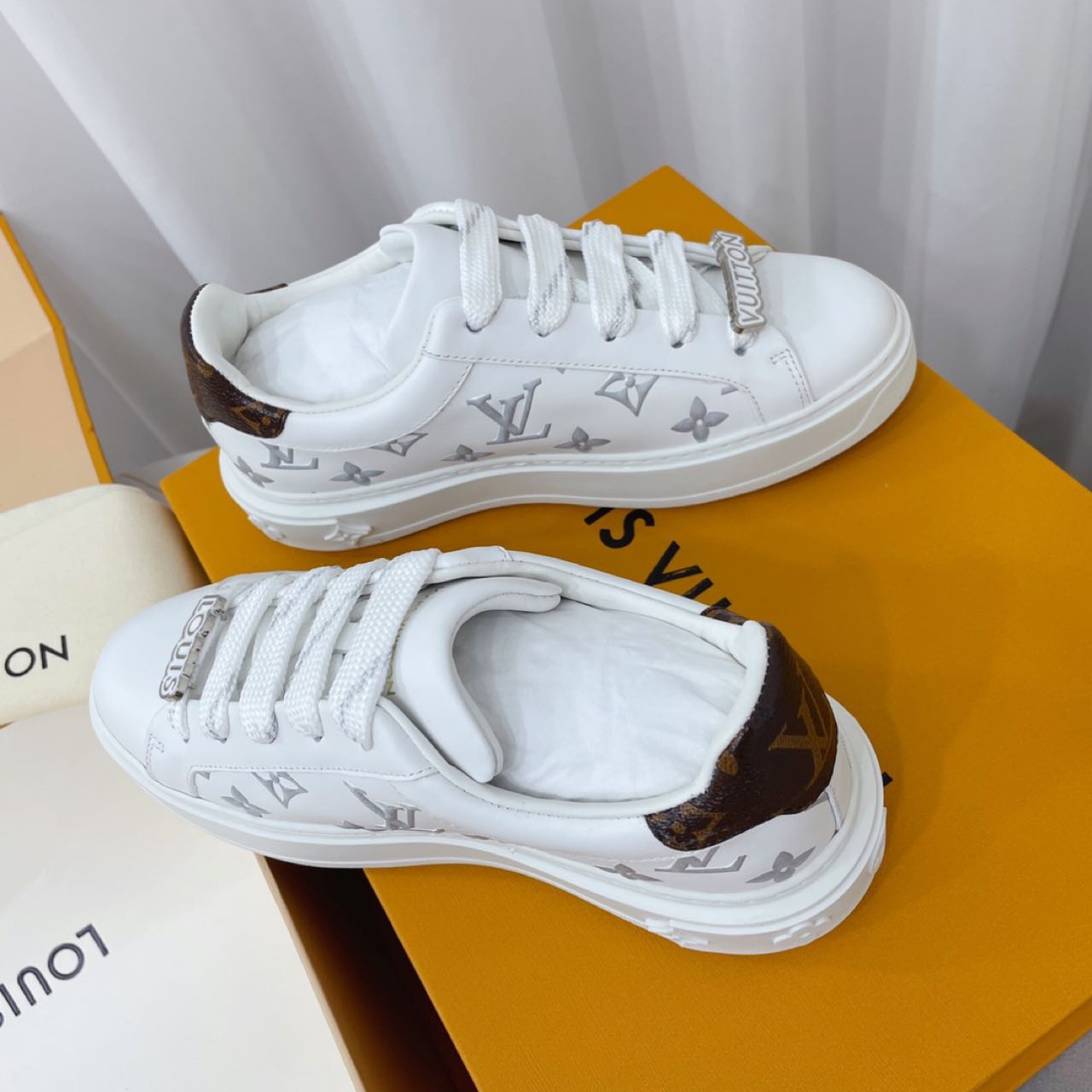 Louis Vuitton Time Out Sneaker  - EUR FASHION