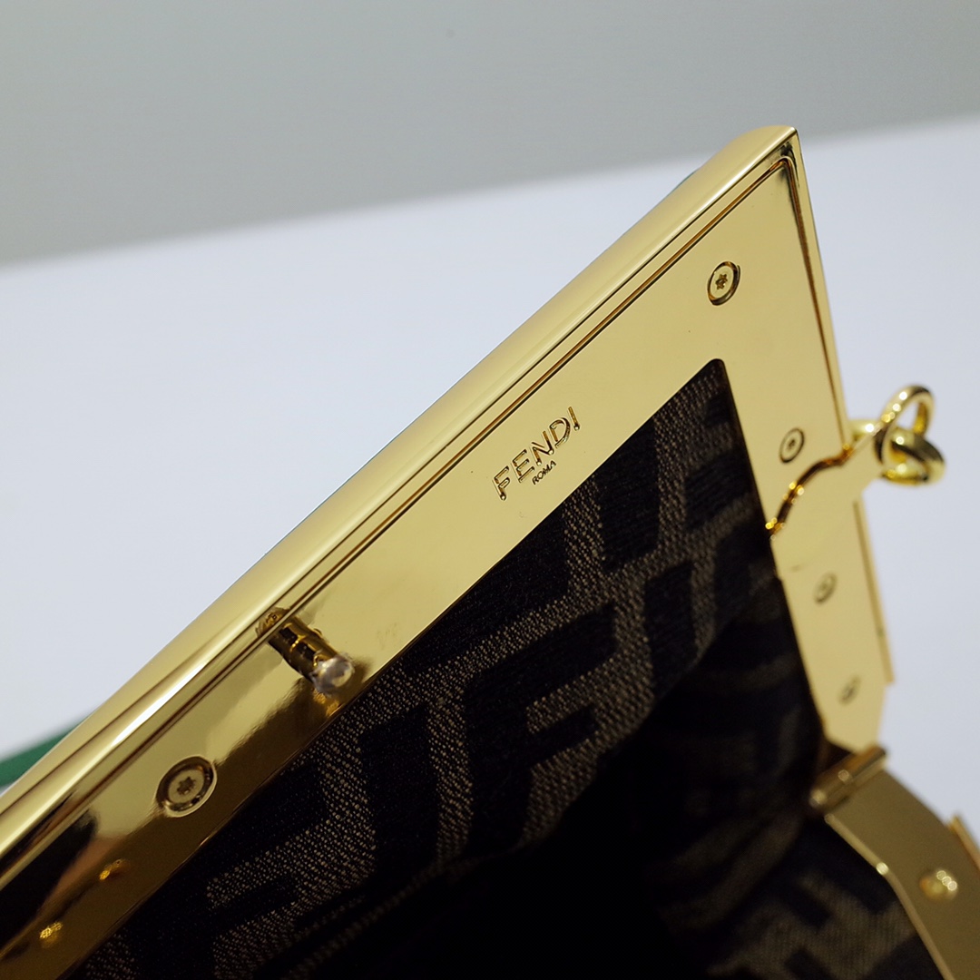Fendi Gold-Coloured Leather And Sequinned Bag   (26-18-9.5cm)   8BP129  - EUR FASHION