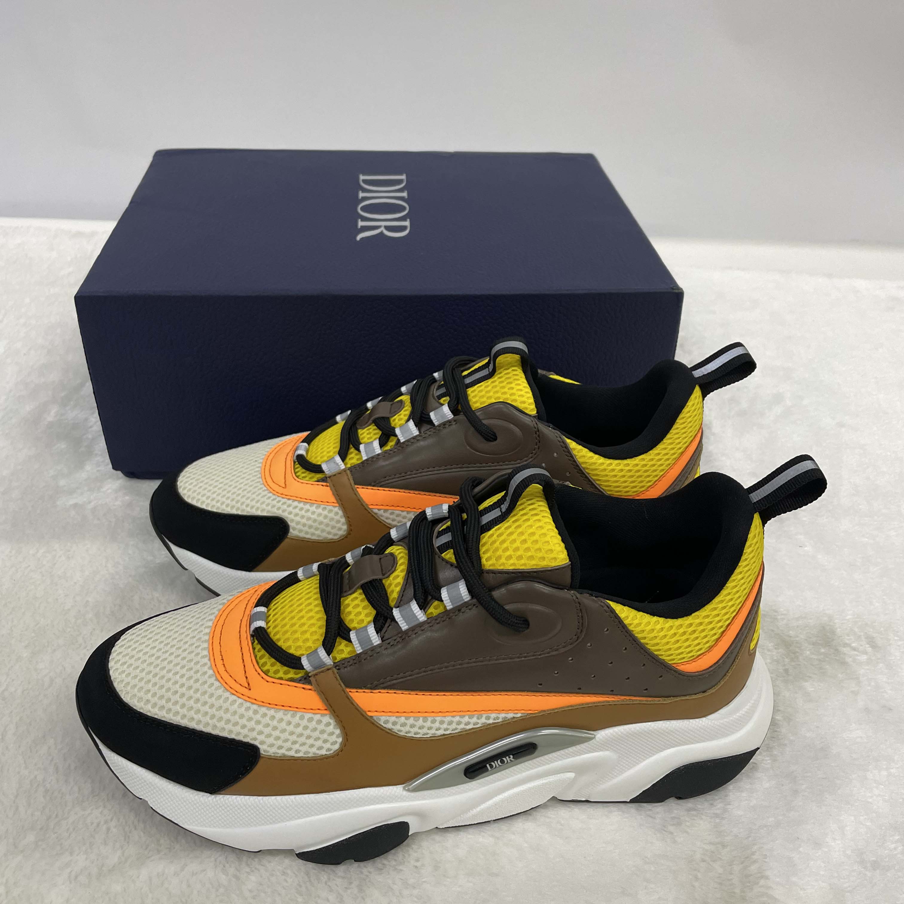 Dior B22 Sneaker  - EUR FASHION