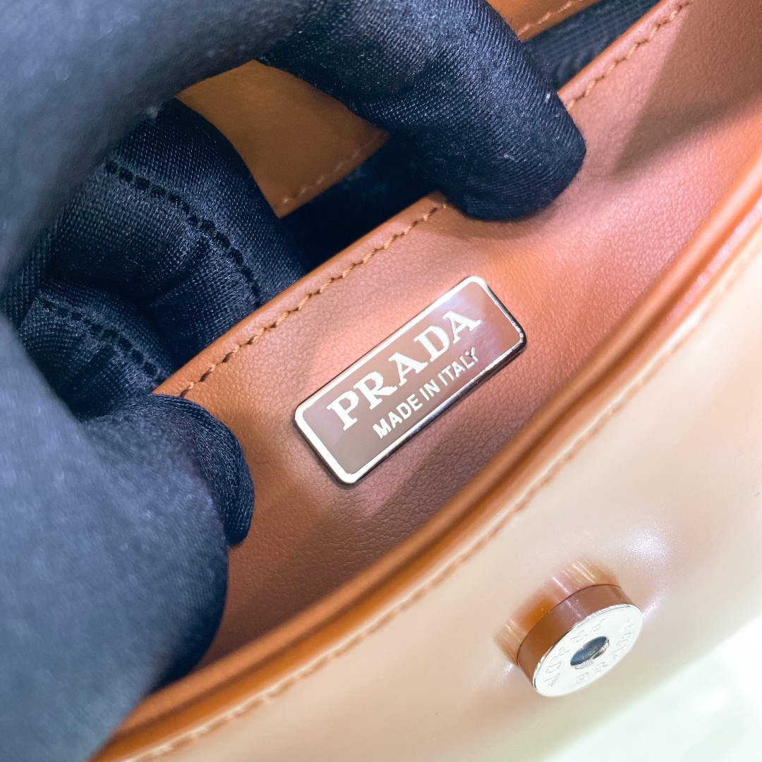 Prada Cleo Brushed Leather Shoulder Bag In Brown(24-19-6cm)   1BD303 - EUR FASHION