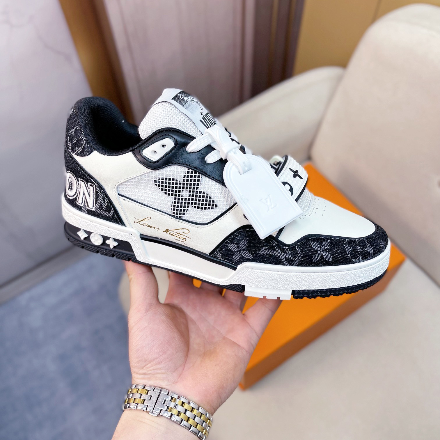 Louis Vuitton Trainer Sneaker(upon UK size) - EUR FASHION