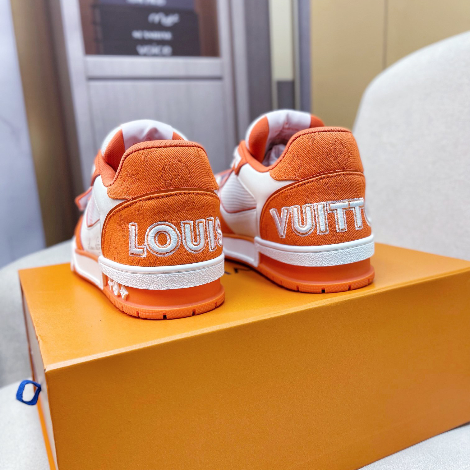 Louis Vuitton Trainer Sneaker(upon uk size) - EUR FASHION