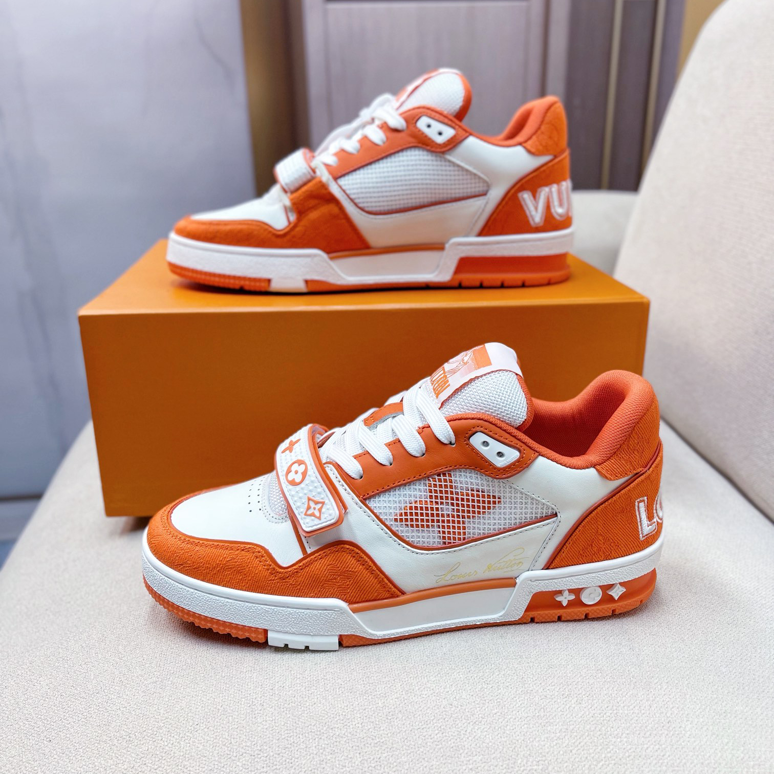Louis Vuitton Trainer Sneaker(upon uk size) - EUR FASHION