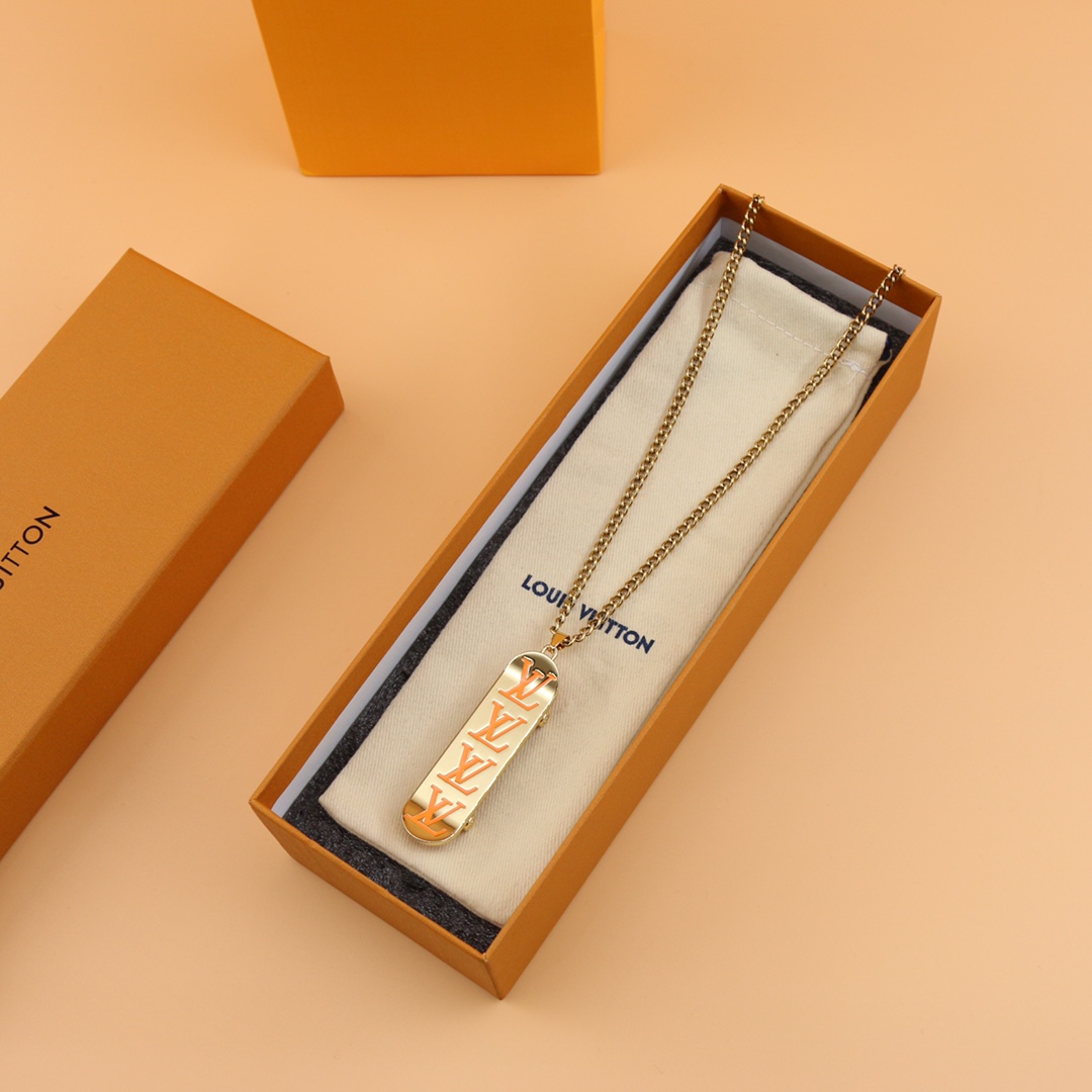 Louis Vuitton LV Skateboard Pendant   MP3276 - EUR FASHION