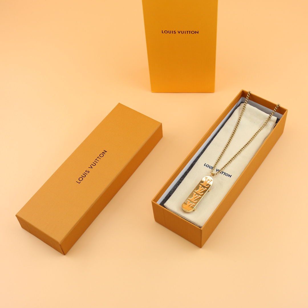 Louis Vuitton LV Skateboard Pendant   MP3276 - EUR FASHION